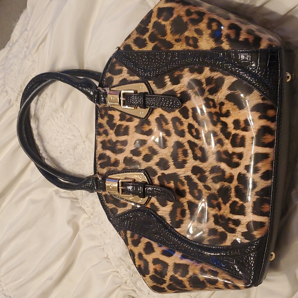 Wildearthsparkle animal print purse and bracelet! Gently loved and ready 4U
